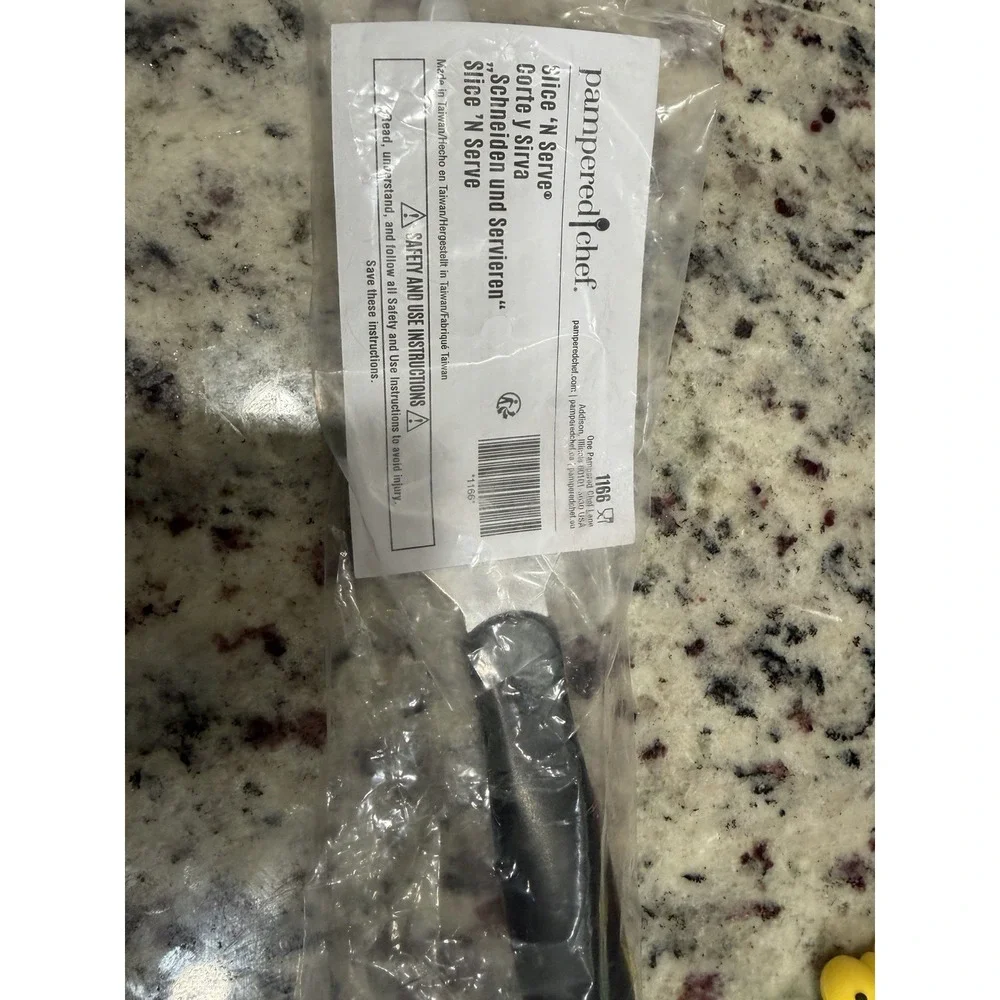 Pampered Chef Slice 'N Serve 1166 Pie Cake Cutter Server - New Sealed